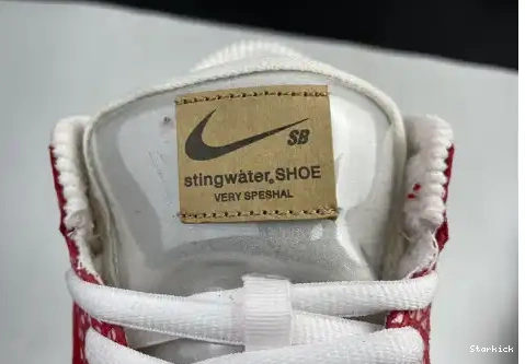 DH7650-600 - Dunk Mushroom Magic Stingwater SB Low Nike 0702